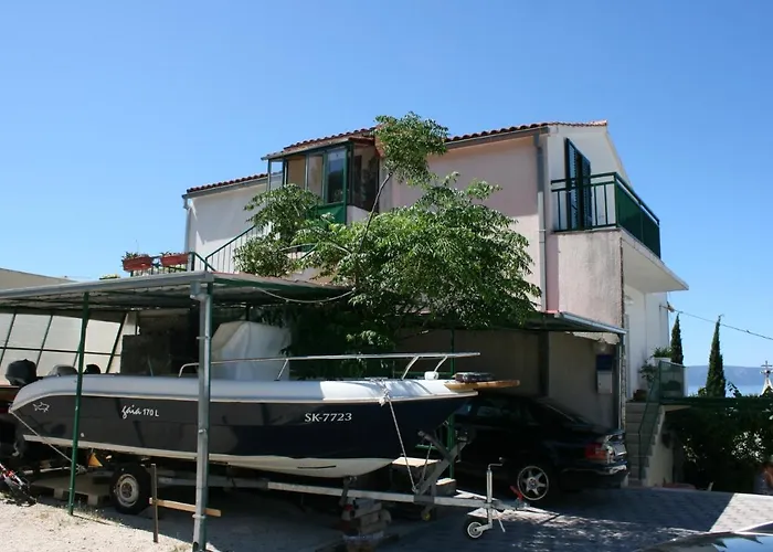 With Parking Space Podgora, Makarska - 6682 شقة بودغورا